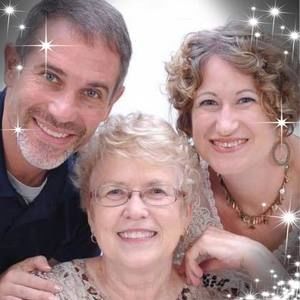 Meet your Posher, Cynthia